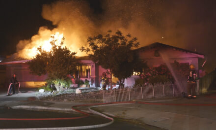 Los Banos fire destroys home