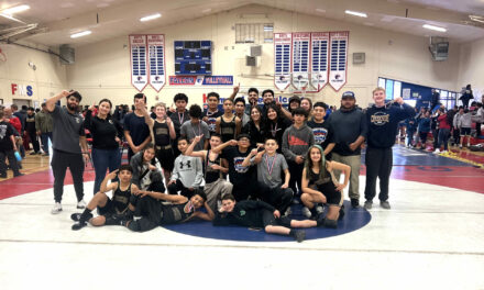 Creekside brings home wrestling title in a nailbiter