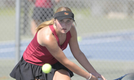 Los Bano Tigers girls singles squeeze out victory in tennis