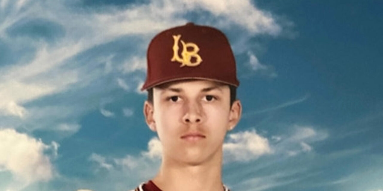 Stanford recruits Los Banos High pitcher