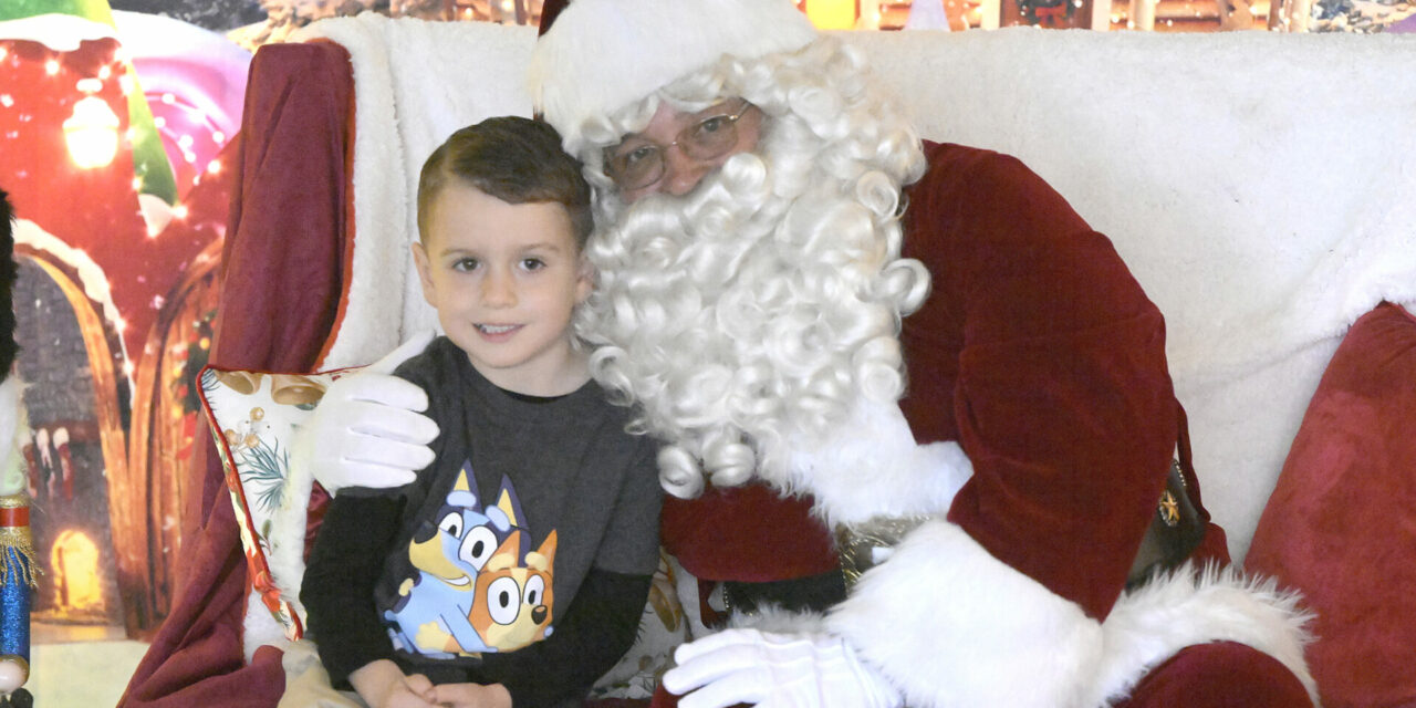 Santa sets up his downtown Los Banos workshop