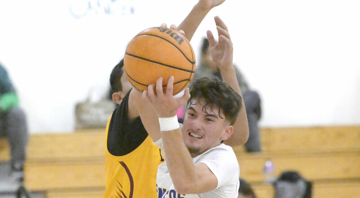 Broncos drop opening league game to Avenal