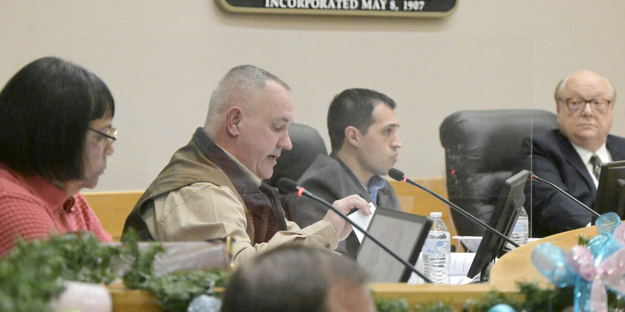 Dramatic meeting means fresh start for Los BanosCouncilmember Lambert and city manager both resign as 2 new members join council