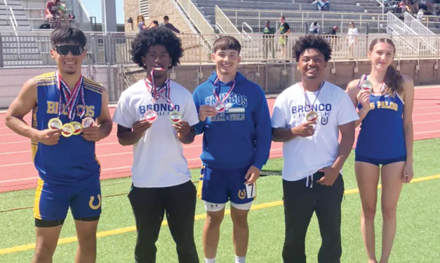 Bon, Jones continue excellent track season