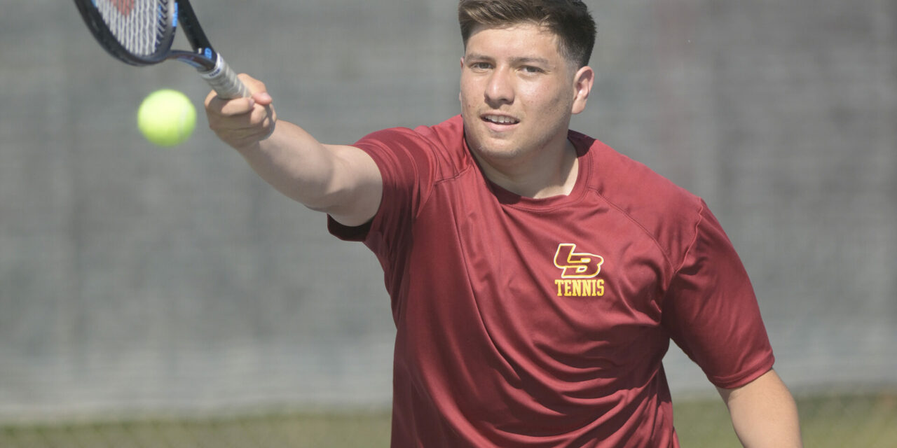 Los Banos boys tennis team defeat Atwater and El Capitan to claim CCC league championship