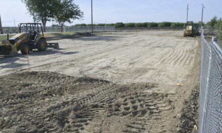 Parks & Rec Commission reviews pickleball guidelines, views court construction