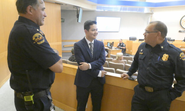 LB council approves contract for new city manager, adopts mobile food vendor ordinance