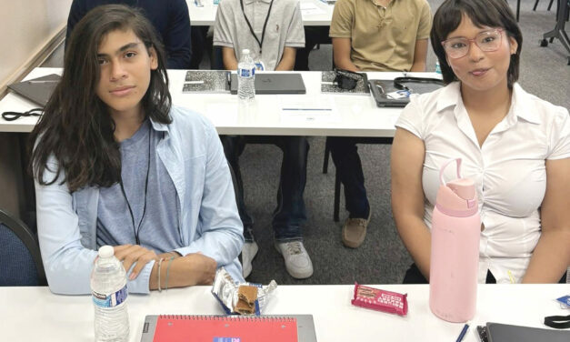 Dos Palos High students attend student leadership training