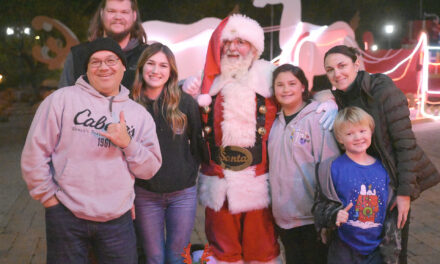 Santa teams up with Los Banos Fire Department for Holiday Tour