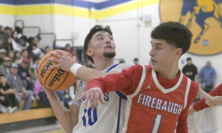 Dos Palos scores playoff upset with victory over Kern Valley