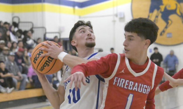 Dos Palos scores playoff upset with victory over Kern Valley