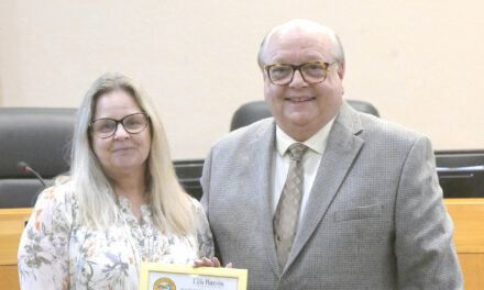 Los Banos council welcomes new employees, commissioners